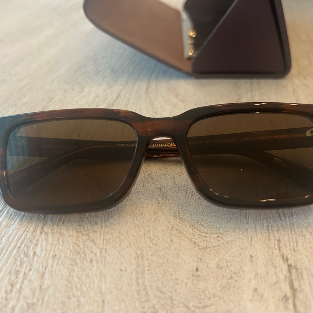 DIFF John Dutton Sunglasses - Warm Sequoia Tortoi… - image 5